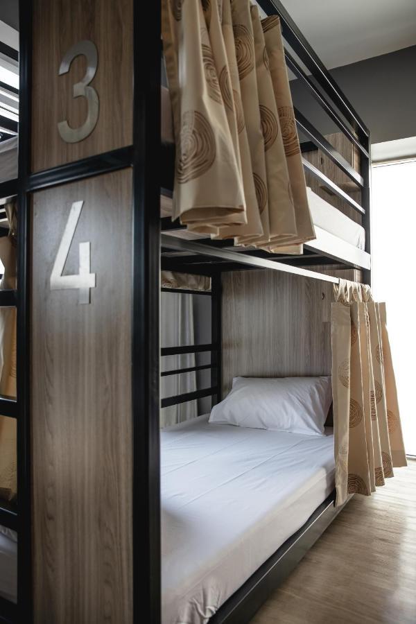Sleep To Fly Hotel & Hostel Suvarnabhumi Airport Bangkok Exterior foto