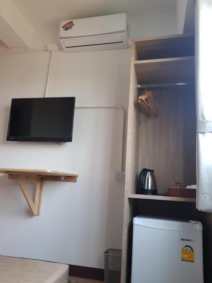 Sleep To Fly Hotel & Hostel Suvarnabhumi Airport Bangkok Exterior foto